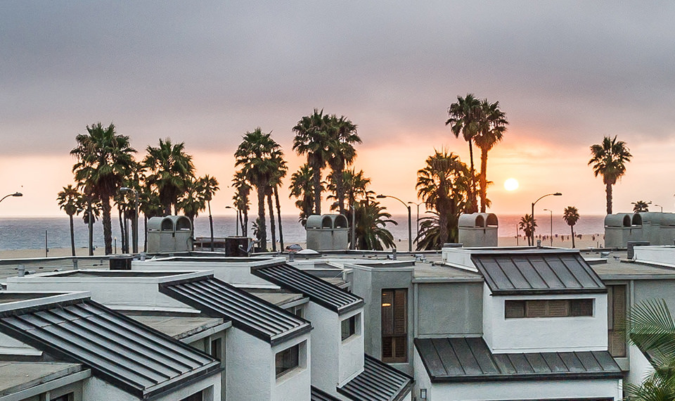 30 Sea Colony Dr. Santa Monica, CA 90405 Oppenheim Real Estate